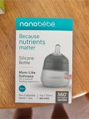 Nanobébé Gray Silicone Baby Bottle - Soft Mom-Like Nipple, 5oz